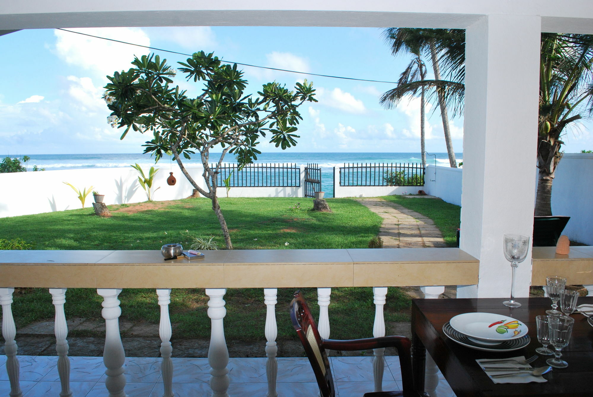 Beach House มิริสซา ภายนอก รูปภาพ